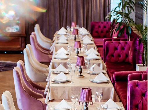 Personnalisez la salle et créez l’ambiance qui vous correspond.